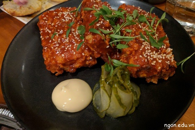 Thưởng thức Gà Karraage chắc chắn bạn sẽ quên đi những món gà đã từng ăn trước đây