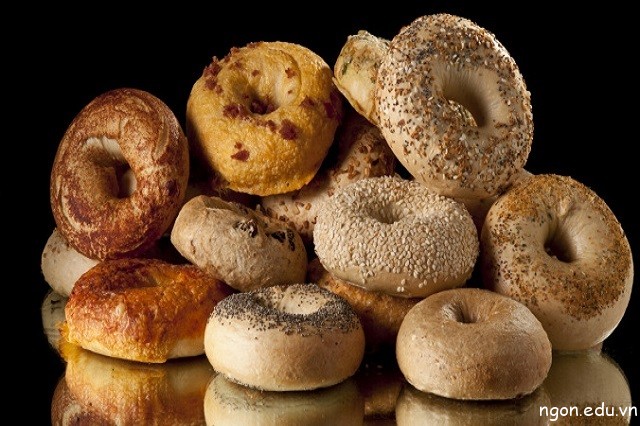 Bánh mì vòng Bagel ăn rất thơm ngon, bổ dưỡng