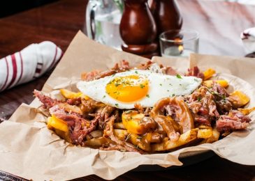 Thịt lợn bụng poutine – Món ngon nhất định phải thử ở Dallas