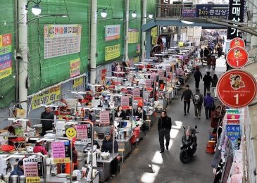 Top 3 khu chợ ăn uống nổi như cồn ở Daegu, Hàn Quốc
